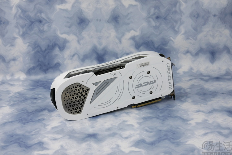 索泰RTX4090旗舰,索泰rtx4060-8goc实测