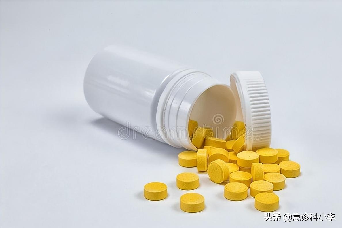 脑梗病人吃叶酸和b12b6起什么作用,叶酸配维生素b12预防脑梗怎样服用