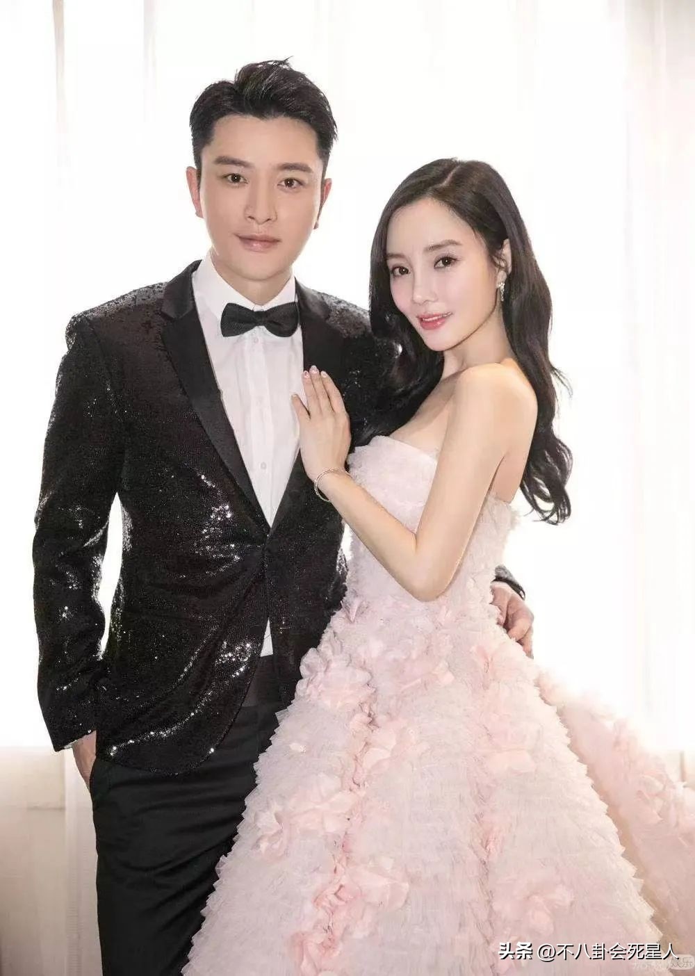 贾乃亮回应往事完整视频,贾乃亮致歉视频大全