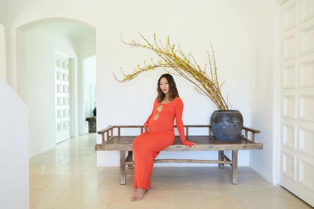 600w人都爱！室内设计师转型时尚博主后，网友：家比穿搭好看