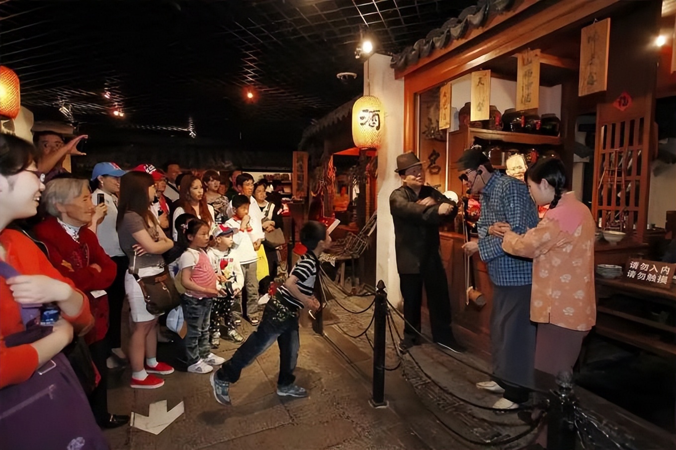 上海武康路有什么景点,上海名胜古迹旅游景点