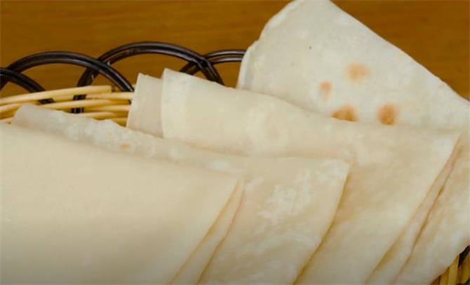 做发面单饼如何又松软又筋道,单饼怎么做才软又筋道