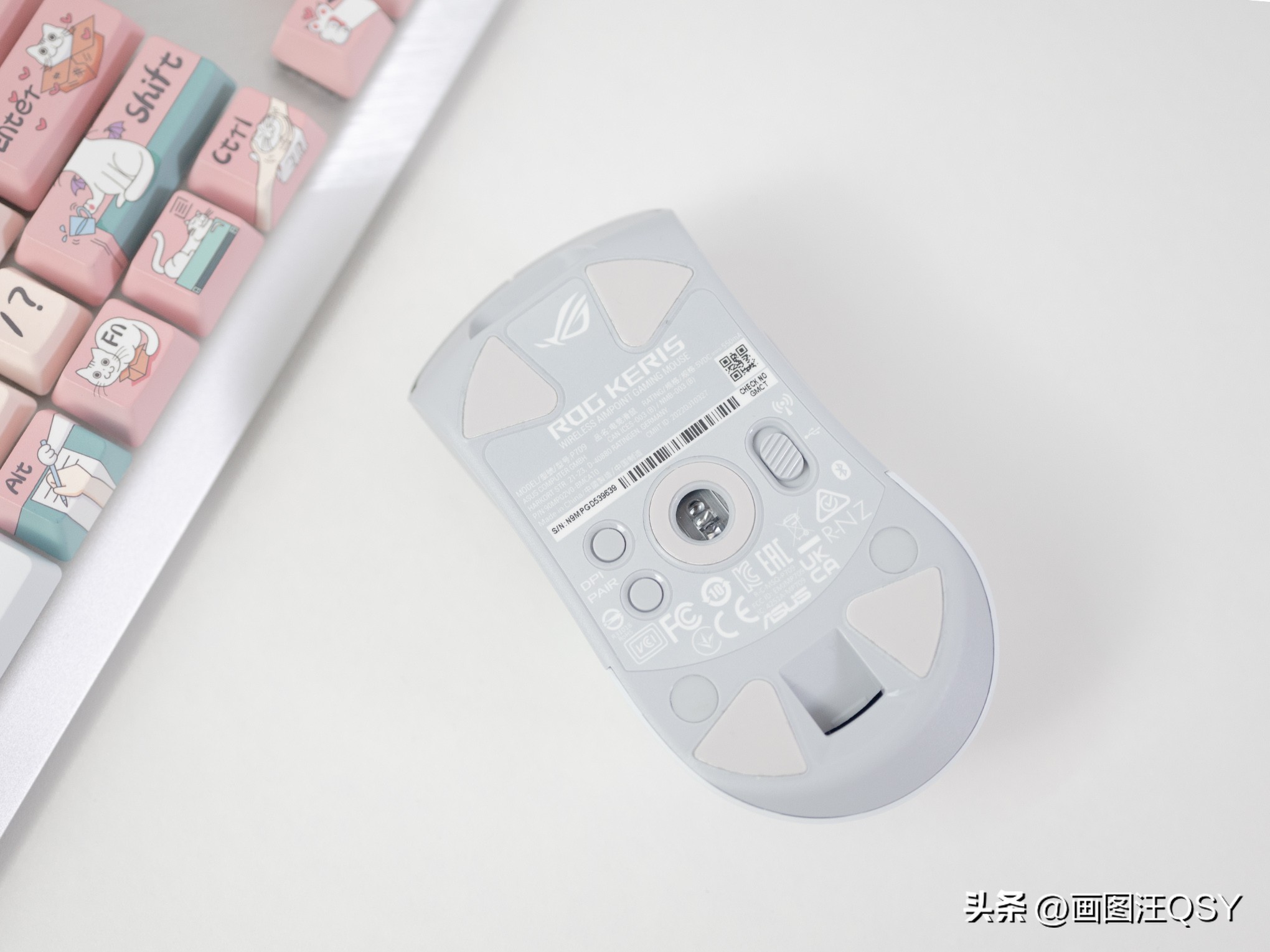 居家书桌升级改造：追剧听歌、居家办公也能很快乐