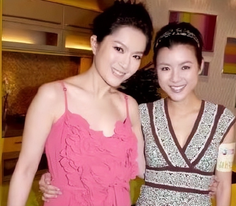 明明是双胞胎却被区别对待电影,明明是双胞胎却被区别对待的电影