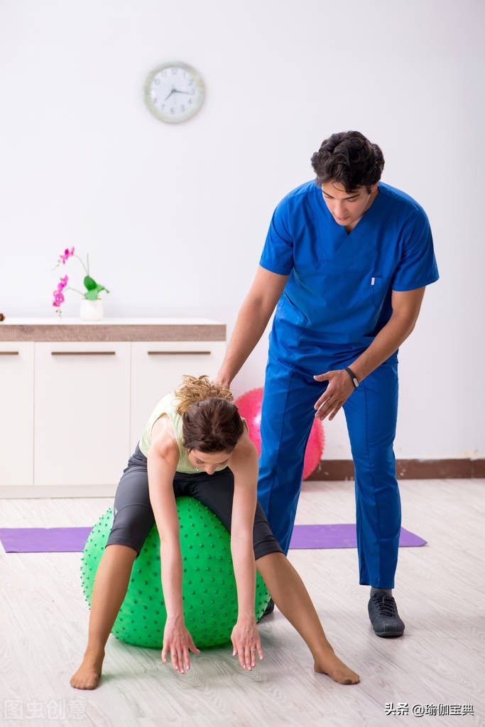 躺着练的瑜伽8个动作,适合健身的瑜伽动作