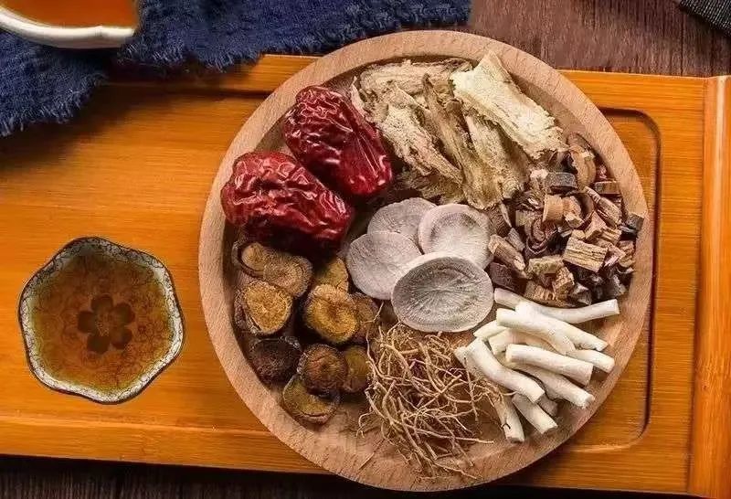 杏吃多了对脾胃有什么伤害,脾胃不好能吃李子和杏