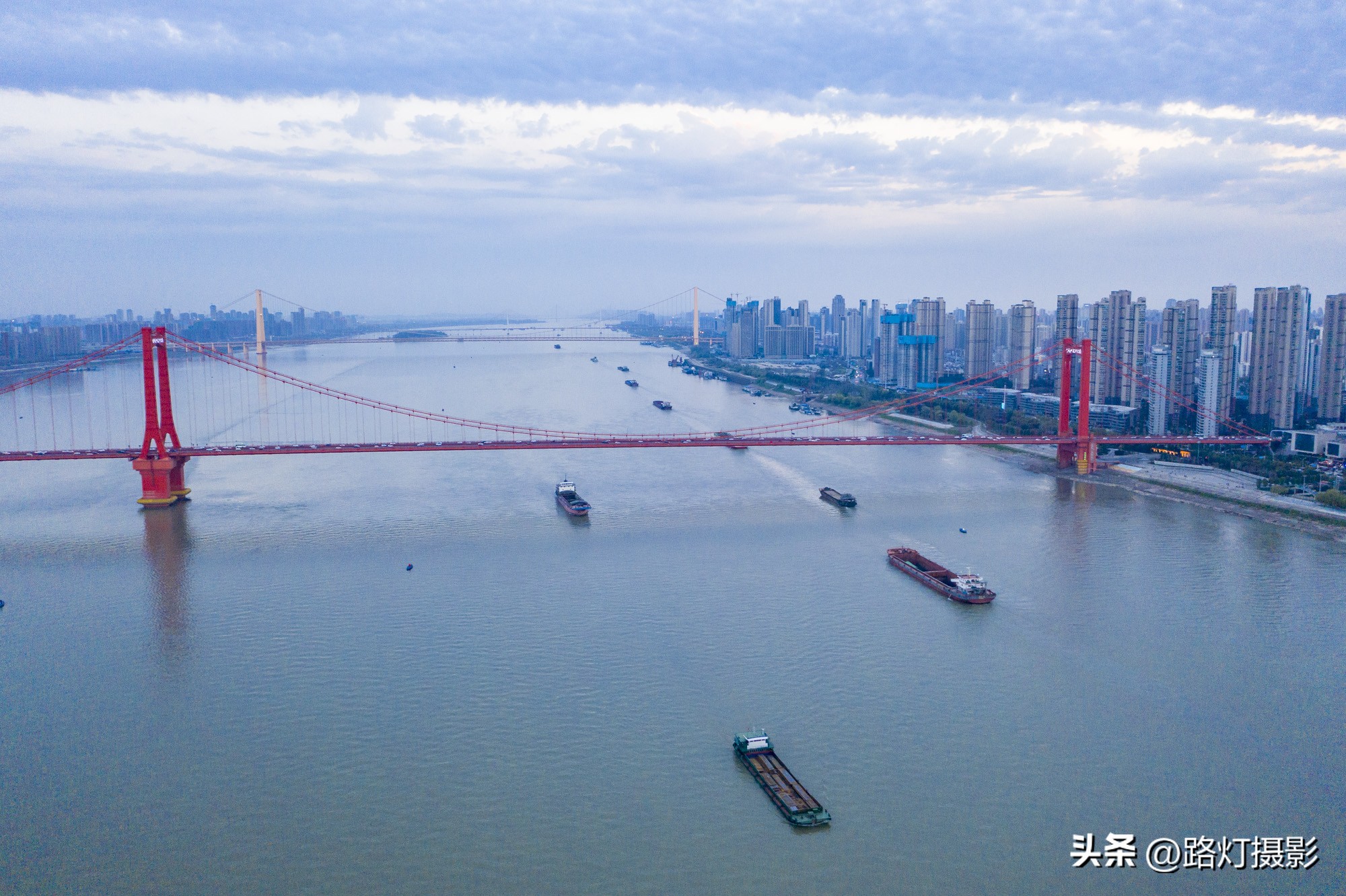 全球地理位置最好的城市上海,中国地理位置最好的城市排名榜