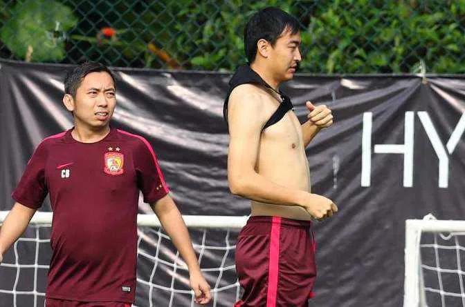 国足519惨案球迷闹事视频,519足球惨案