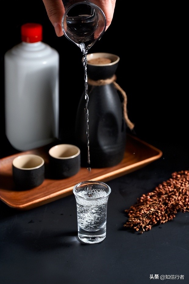 逆向思维让你越来越富有,挣钱要学会逆向思维