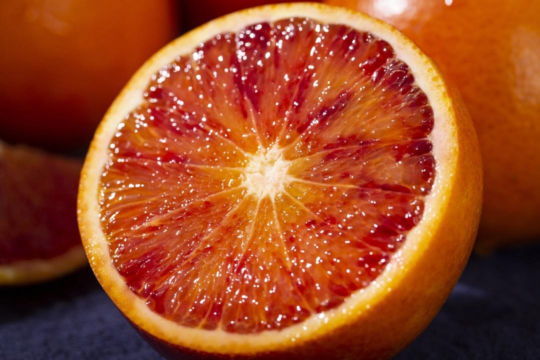 血橙和血丝橙有什么区别,血橙为什么是红色含什么