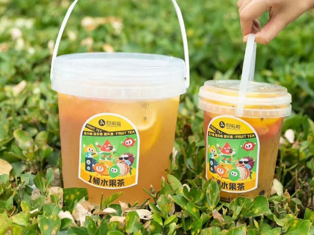 8斤椰子水,八斤超大瓶椰子水