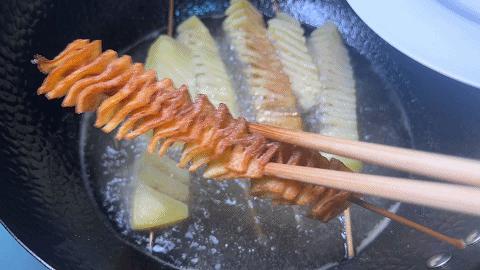 旋转薯塔怎么做酥脆,薯塔在家里怎么炸