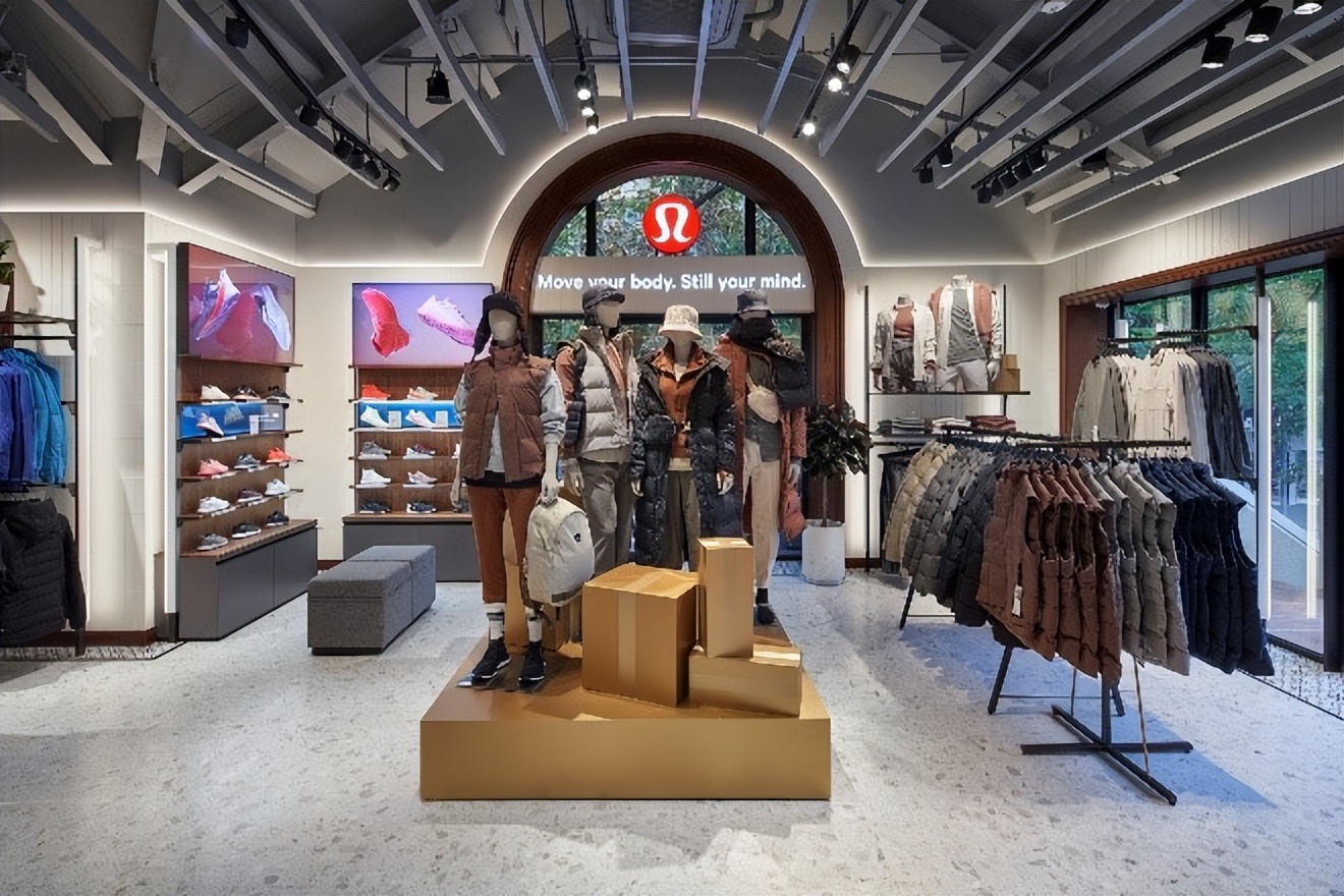 lululemon港汇店开业活动,lululemon济南店面