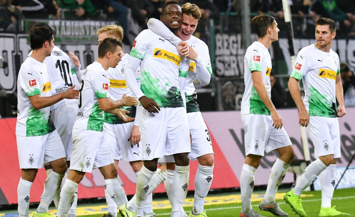 足坛的三大球风相克，两支蓝*用军**防守反击致胜，拜仁竟也有苦主