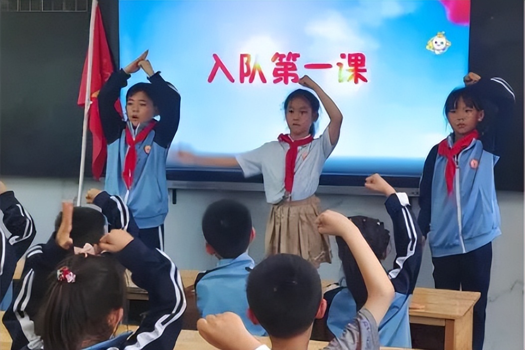 你好红领巾幼儿完整版,你好红领巾二年级