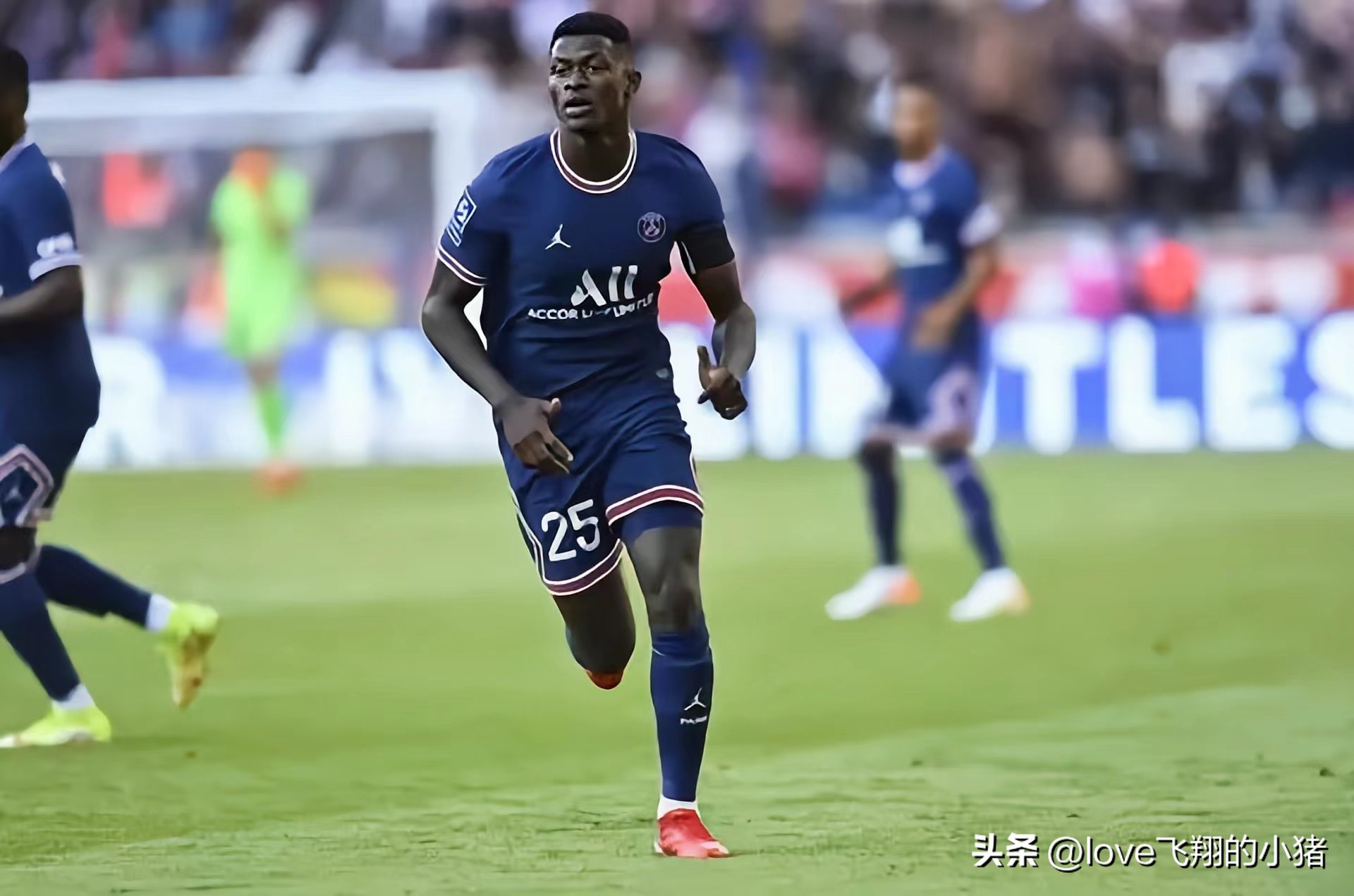 足坛最强十大中后卫,现役最强后卫排名前十名