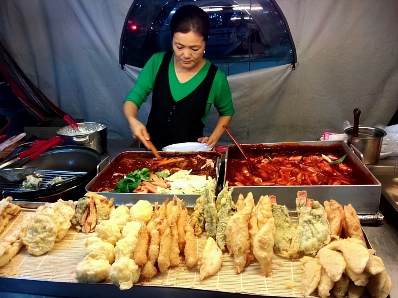 在韩国卖化妆品的中国人,中国人在韩国卖化妆品