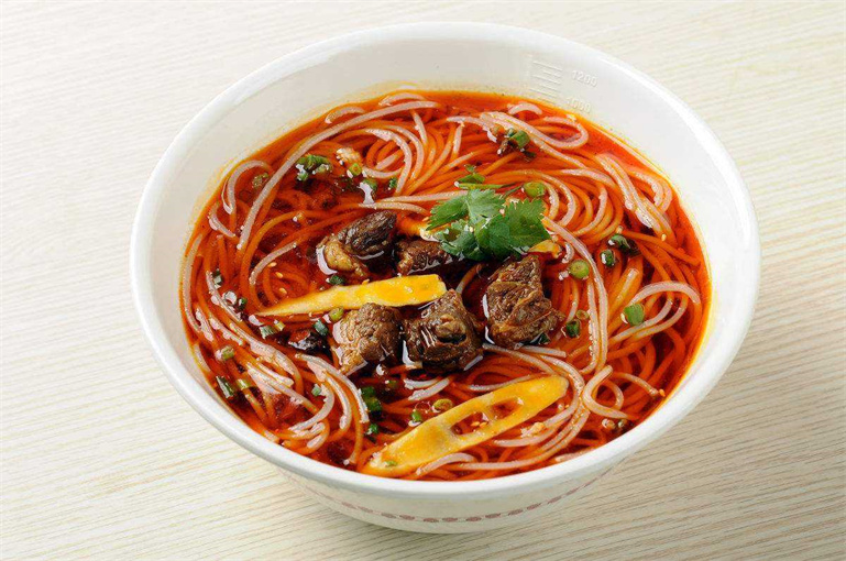 想开个米线加盟店,想开个米线店要怎么学