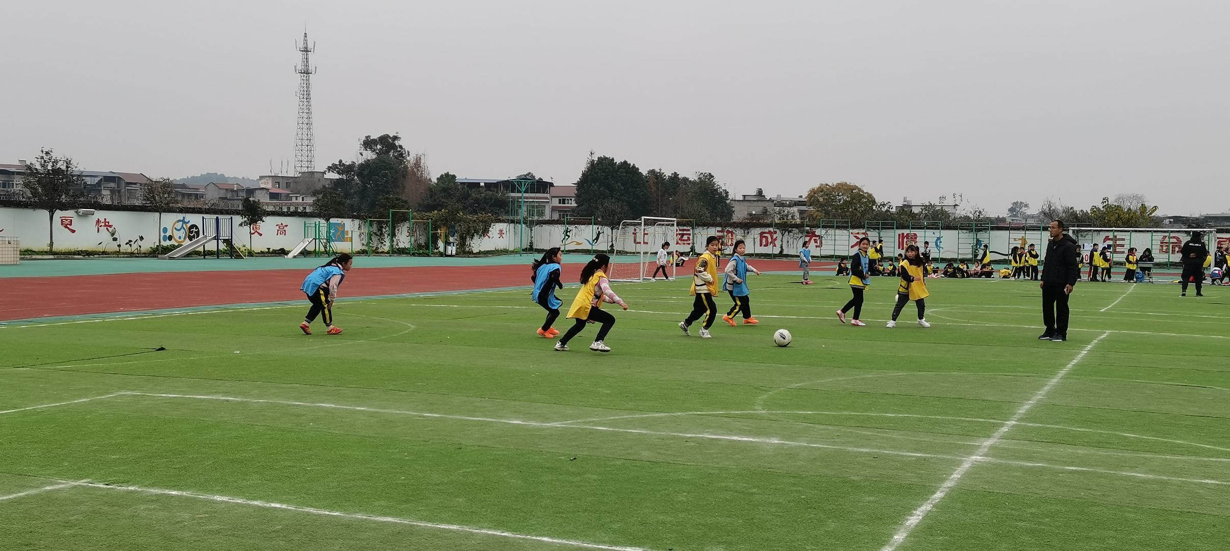 简阳市平泉小学2019足球队成员,简阳明德小学足球比赛