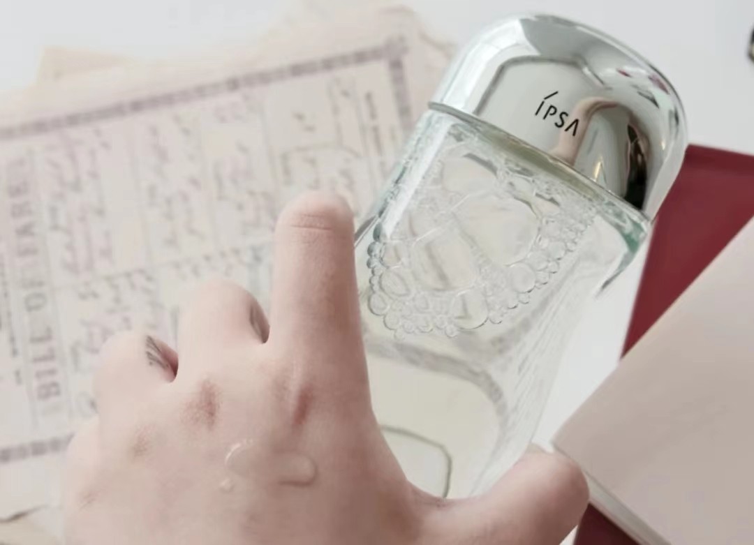 哪些大牌的精华水值得入手,啥牌子的平价精华水值得入手