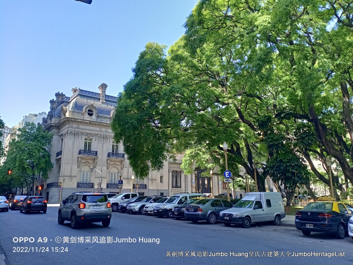 第5023回：富得像个阿根廷人，蓝花楹咖啡馆酒吧