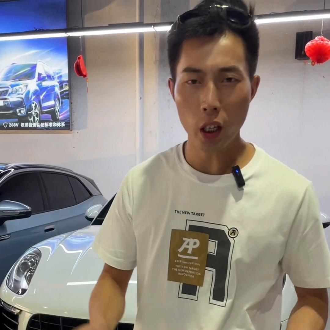 又到一批超有性价比的小车，喜欢的大哥抓紧时间联系我#奔...