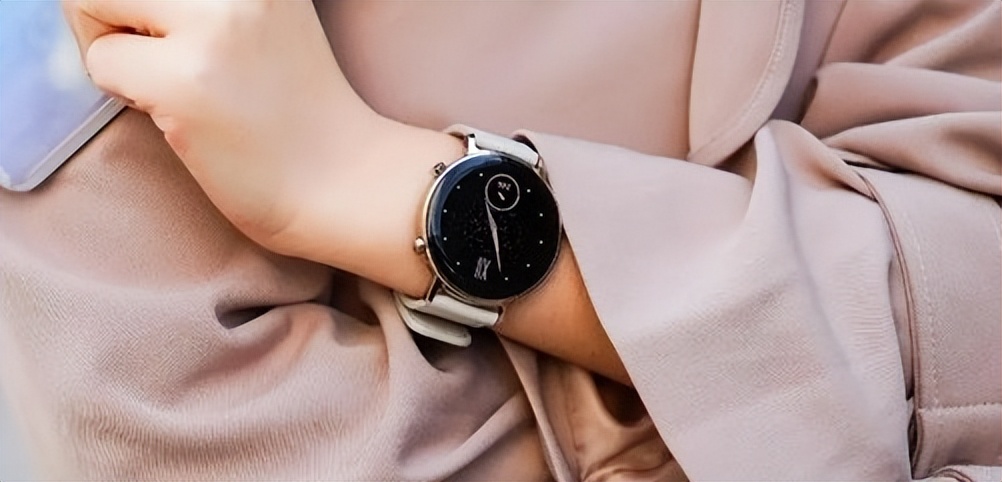 智能手表与手环的区别,智能手表和智能手环有什么区别吗