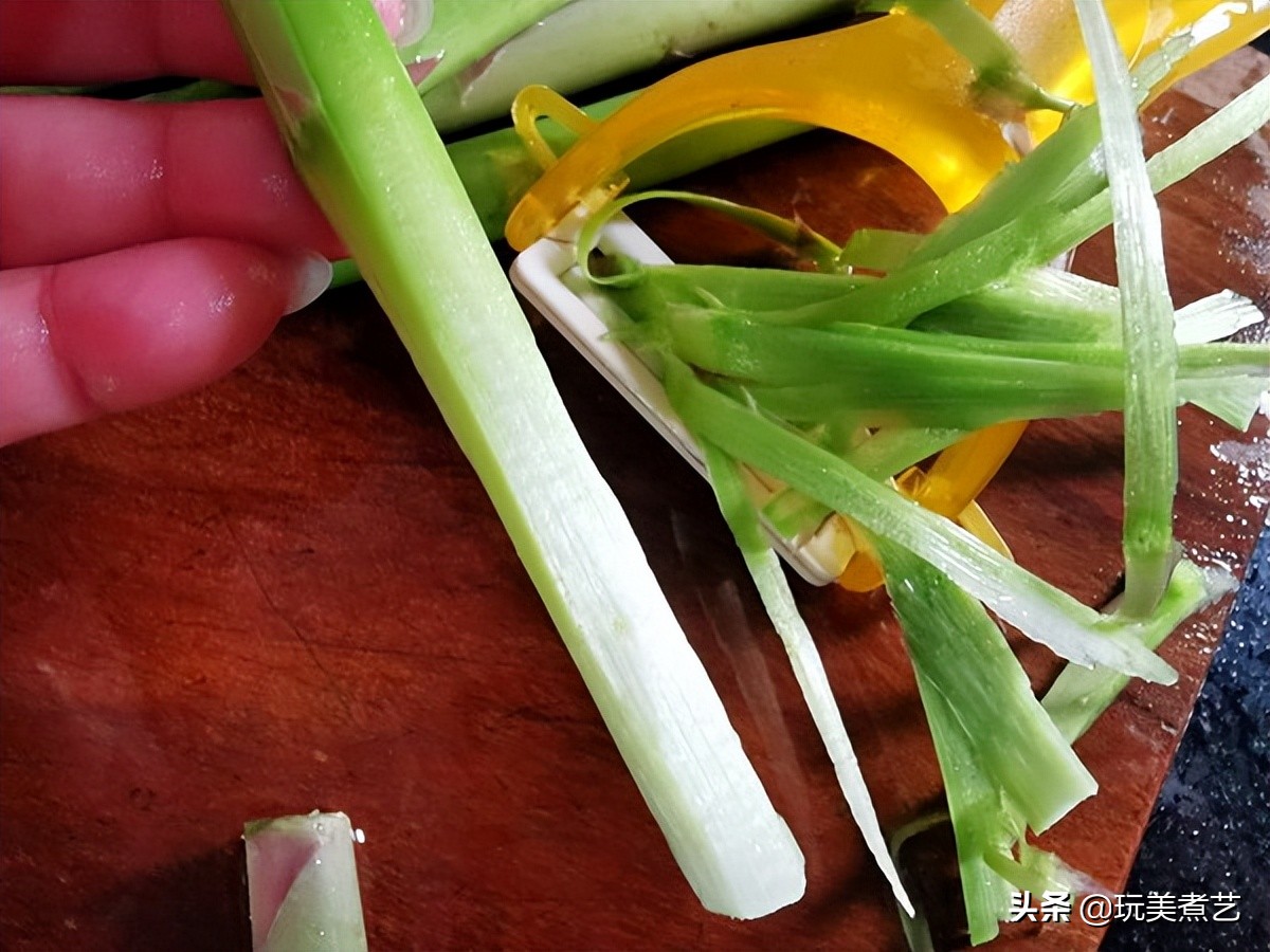 白灼芦笋酱汁怎么调,白灼芦笋怎么做好吃又简单