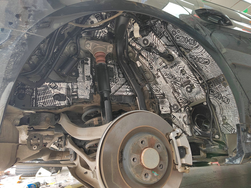 奥迪a6l隔音效果最好的一款车型,新款奥迪a6l四门隔音