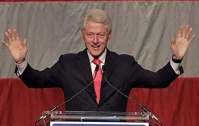 克林顿希拉里私下关系,希拉里腐败调查