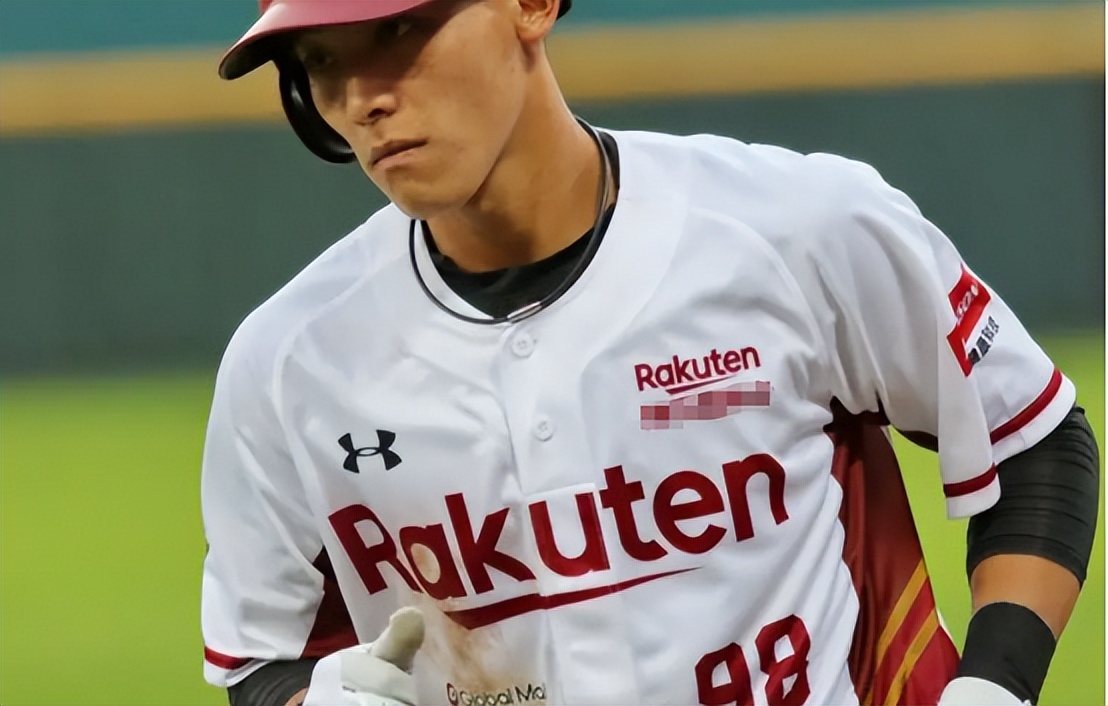 濂崇悆鍛樺綋灏忎笁,濂虫槦琚垎褰撳皬涓夌敓瀛╁瓙