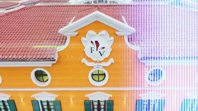 《洞悉崛起》丝路妹儿游园记part4｜探秘明星企业——佛罗伦萨小镇