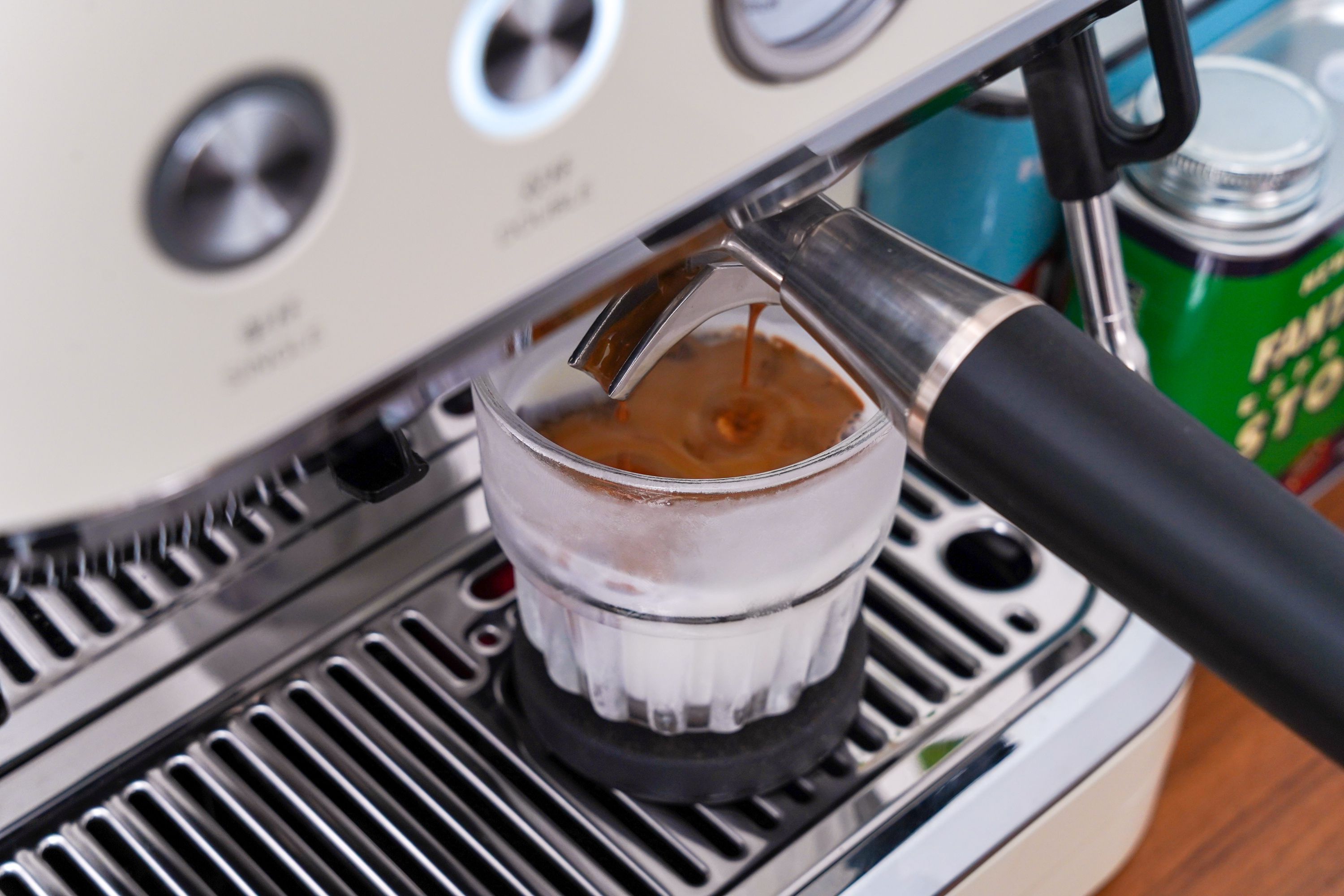 轻松玩转半自动咖啡机！一文搞懂半自动咖啡机的选购、使用与维护