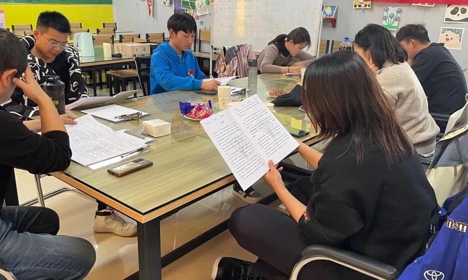 【玩转富蕴】“沉浸式体验”和“跨时空对话”-红色剧本杀为营地红色教育解锁新模式