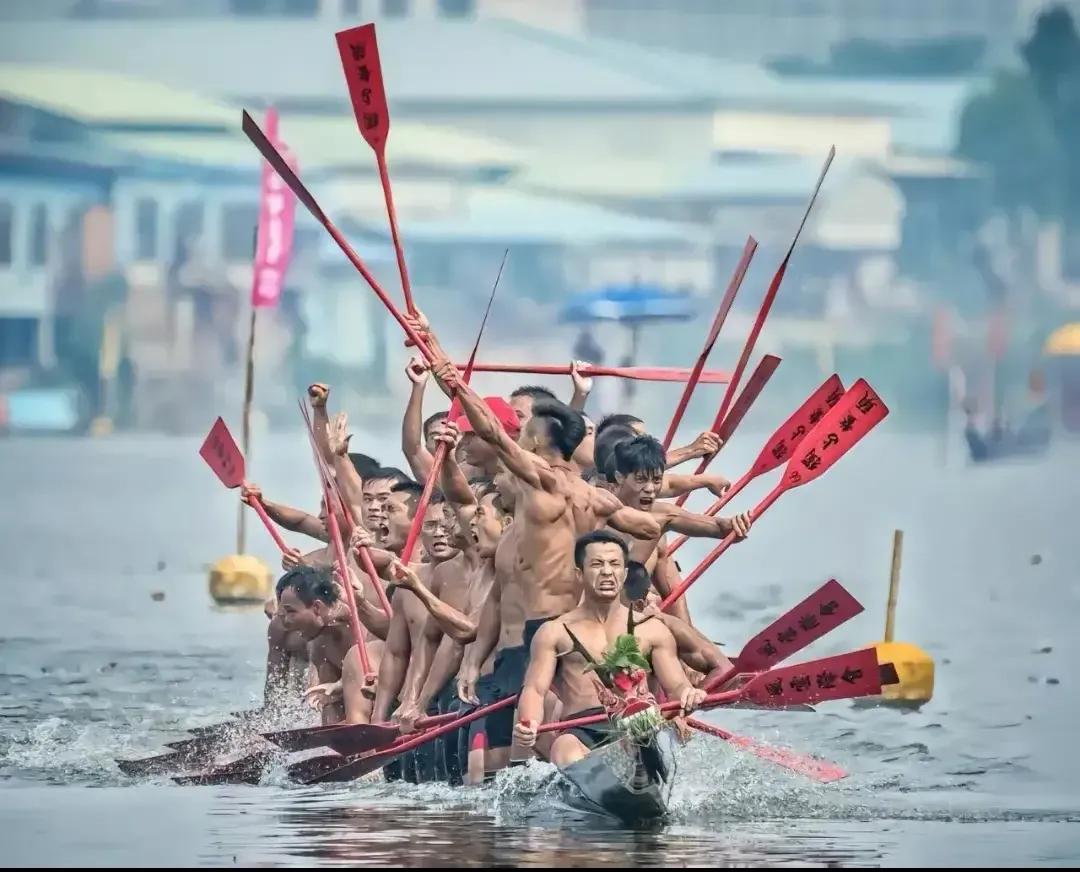 龙舟肌肉男小鲜肉,小鲜肉肌肉男外国