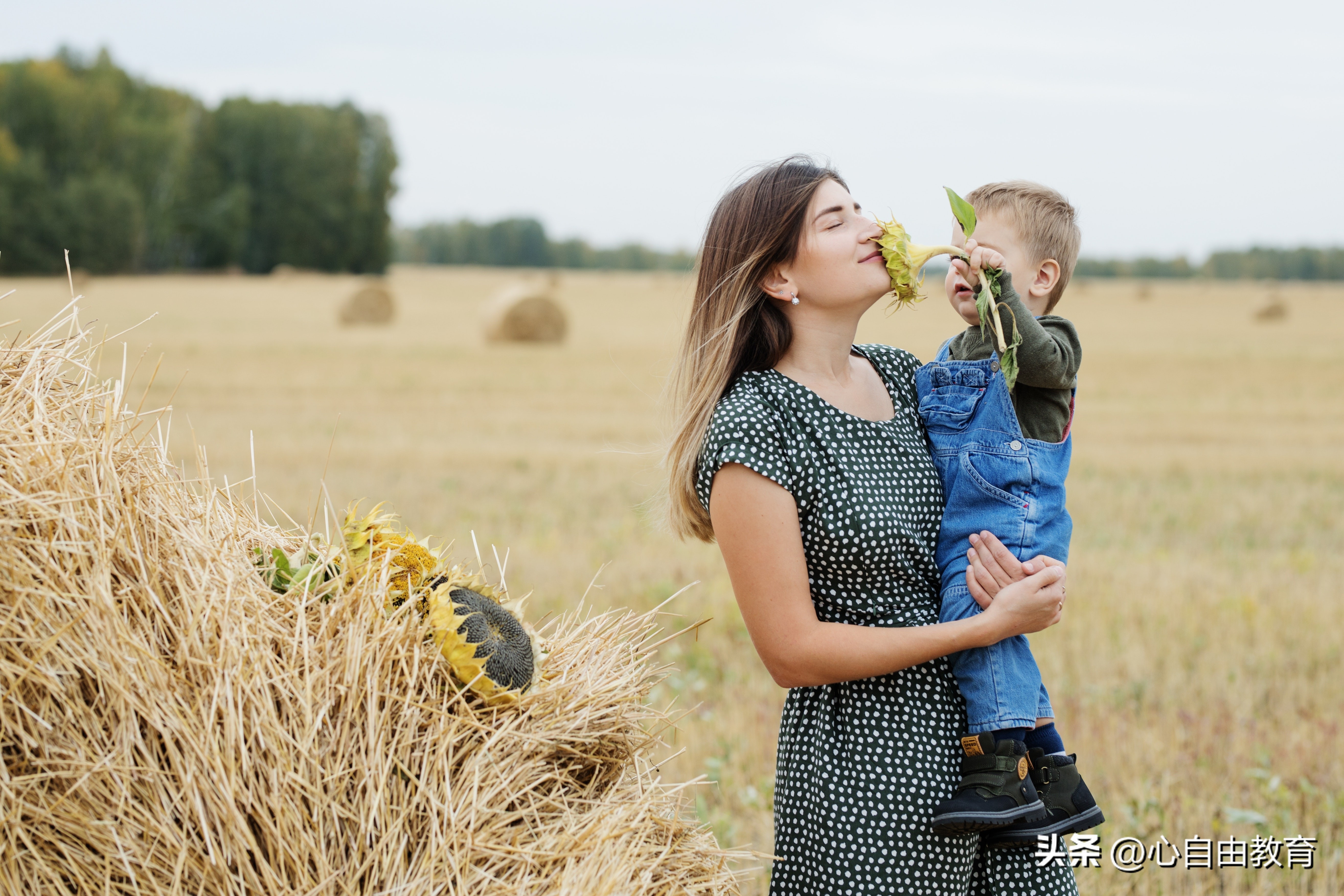一岁孩子动不动就哭的正确教育,孩子总在一个时间段就哭