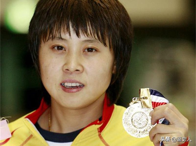 王濛：中国曾经的天才选手，如今当上老板，靠解说再次爆红