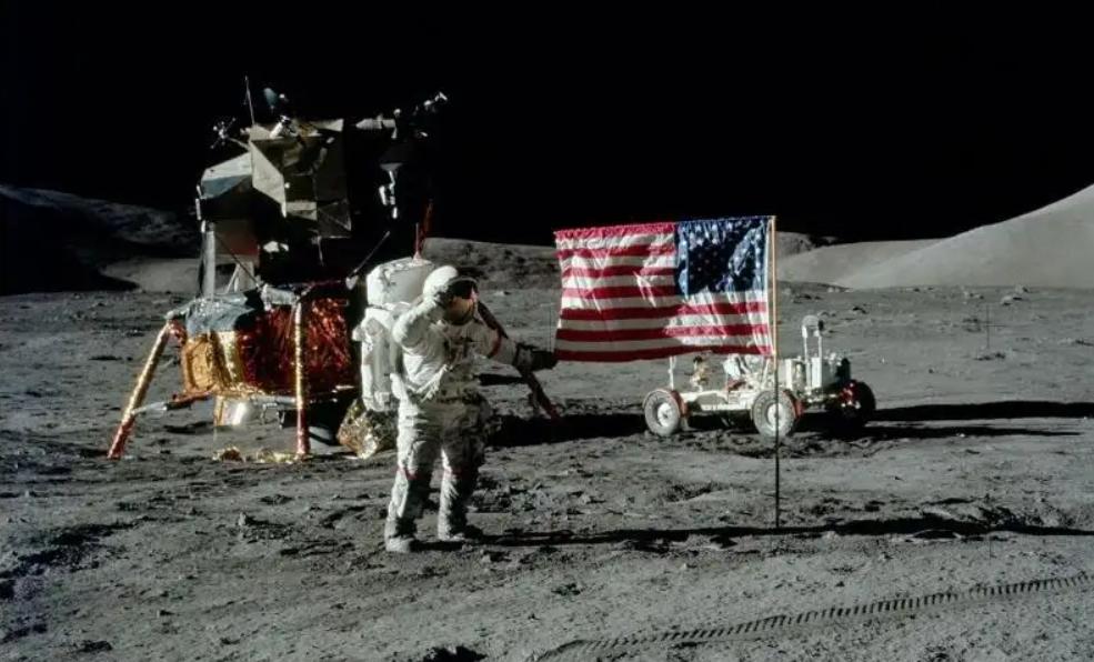 嫦娥四号新发现，月壤与美国的差别大！月球罕见物质：1吨值637亿