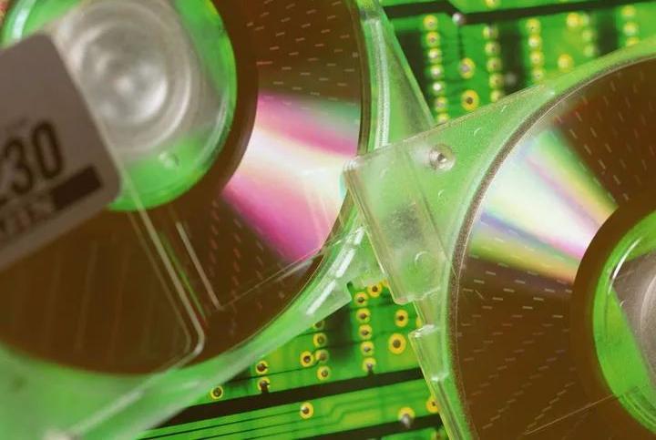 留学过海关不能带什么,中国留学生在海关被遣返