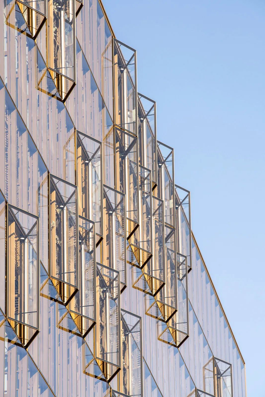 绿色节能建筑外立面,建筑外立面节能材料