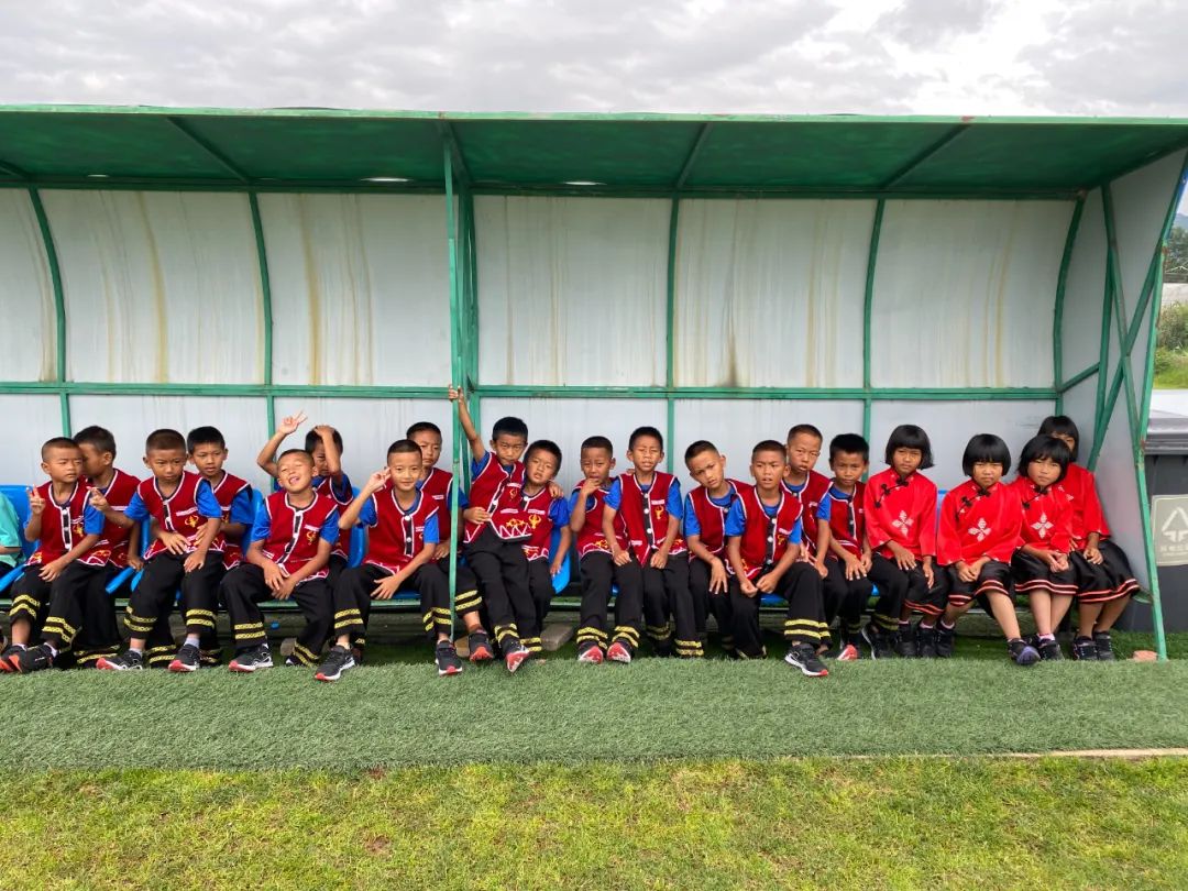 佤山足球少年,佤山少年足球队
