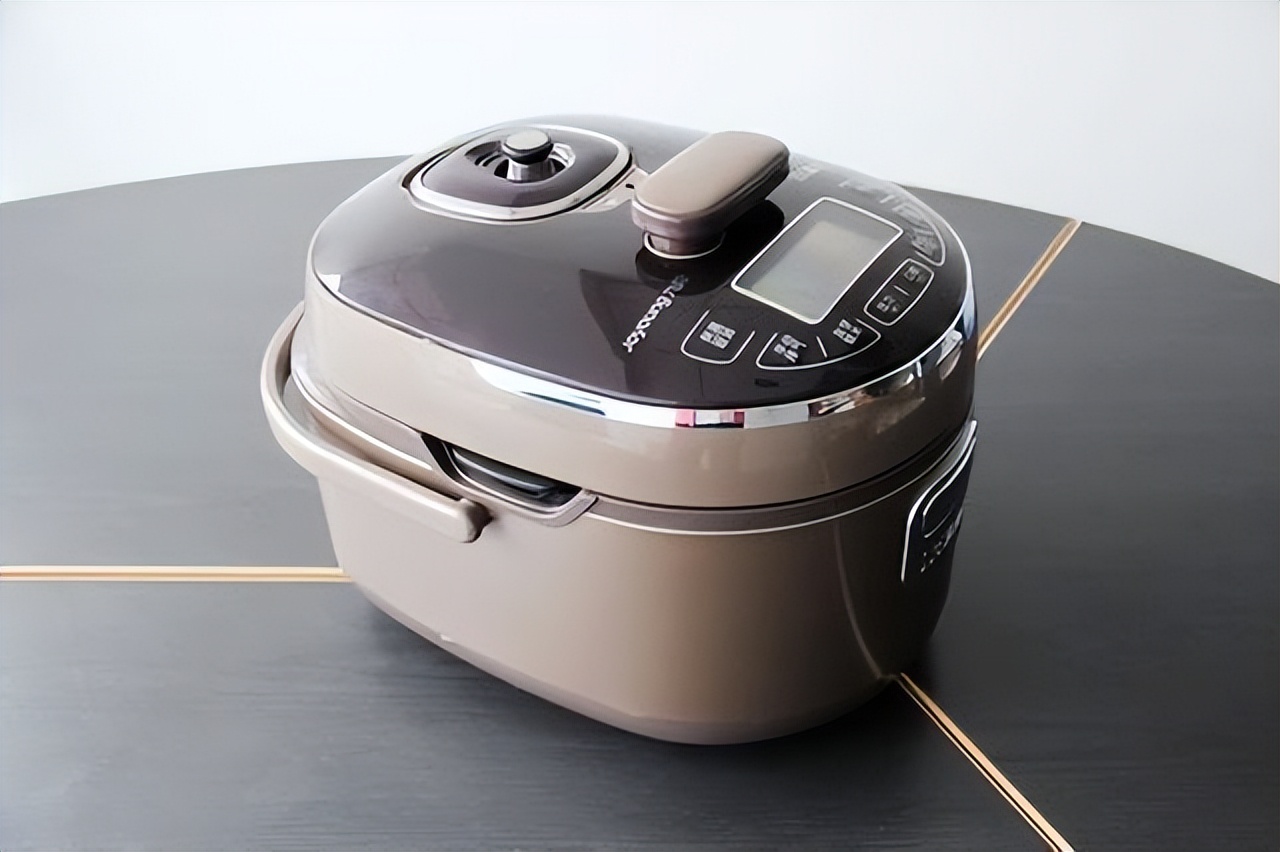 电压力锅和电饭煲有什么区别视频,电压力锅和电饭煲怎样选择