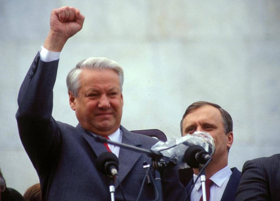 世界上最贵的一顿饭,普京和卡扎菲的早餐,一顿花了45亿美元