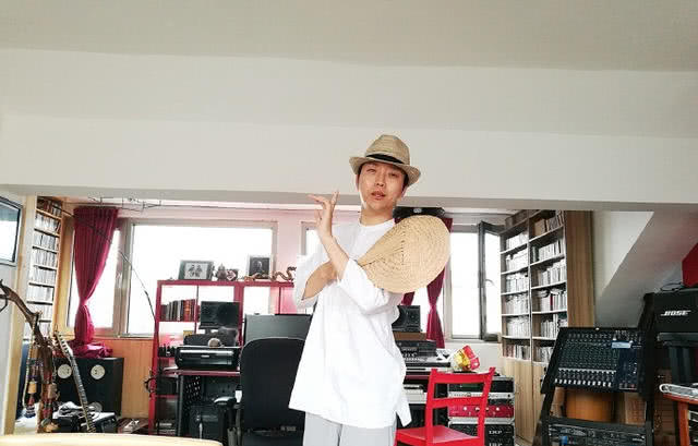 李玉刚经历过哪些事,李玉刚经历了什么