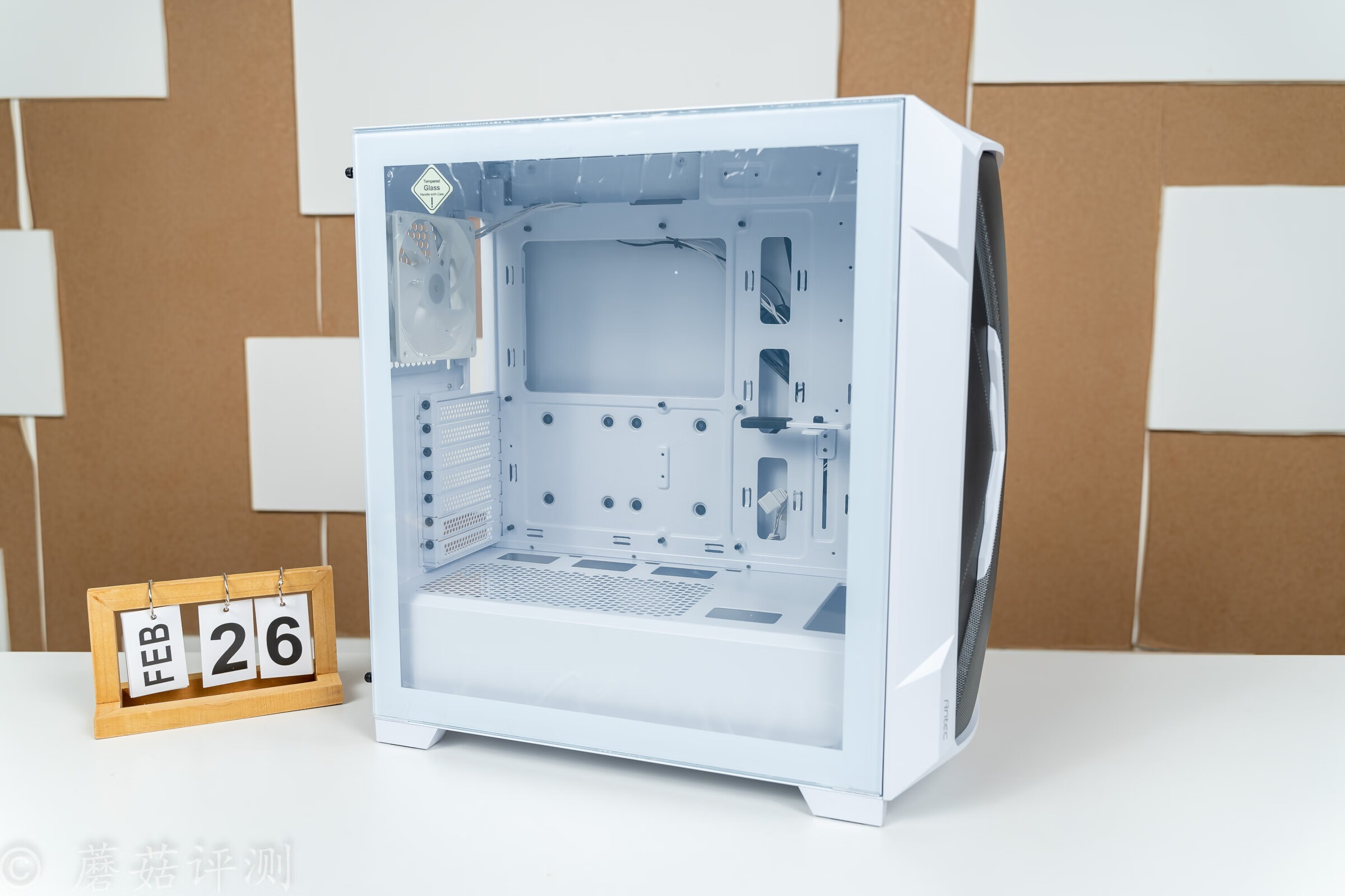 安钛克性价比最好的机箱,散热好不积灰的机箱