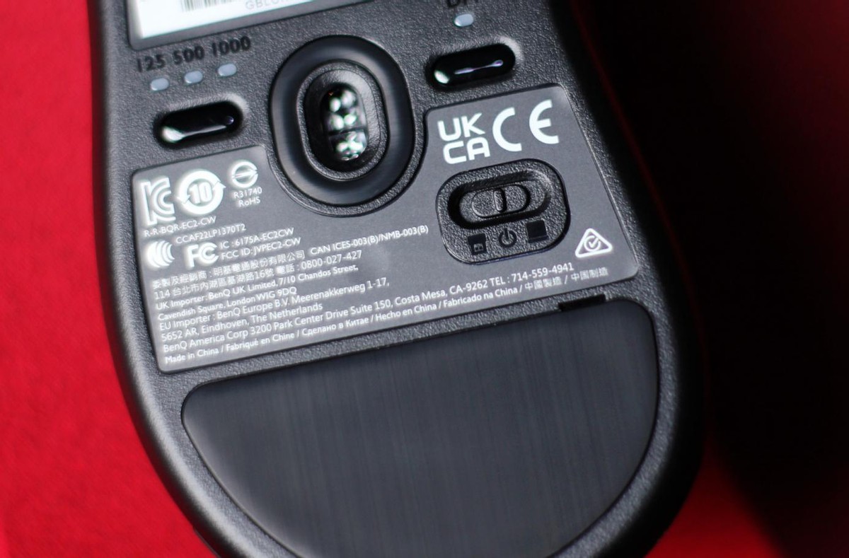 卓威鼠标ec2-cw怎么用,毒蝰v3pro和卓威ec2-cw哪个好用