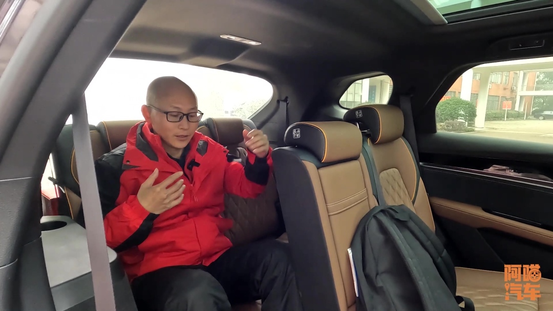 七座的车是买MPV还是买SUV,七座车属于suv还是mpv