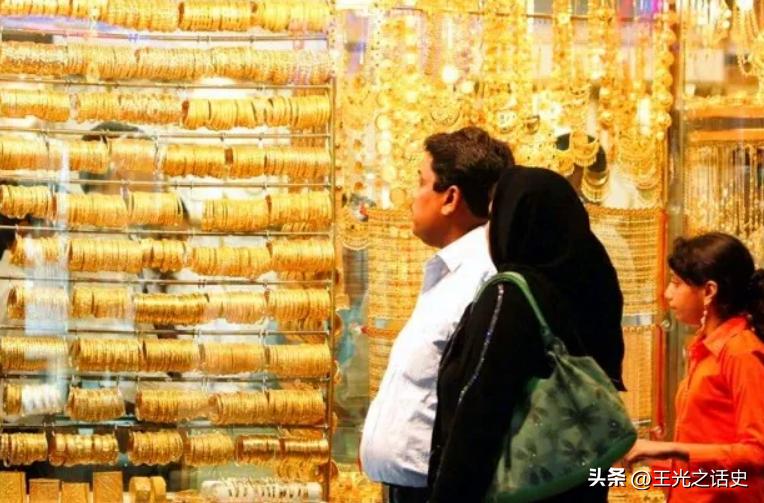 为什么富豪们如此青睐新加坡,新加坡为什么如此有钱