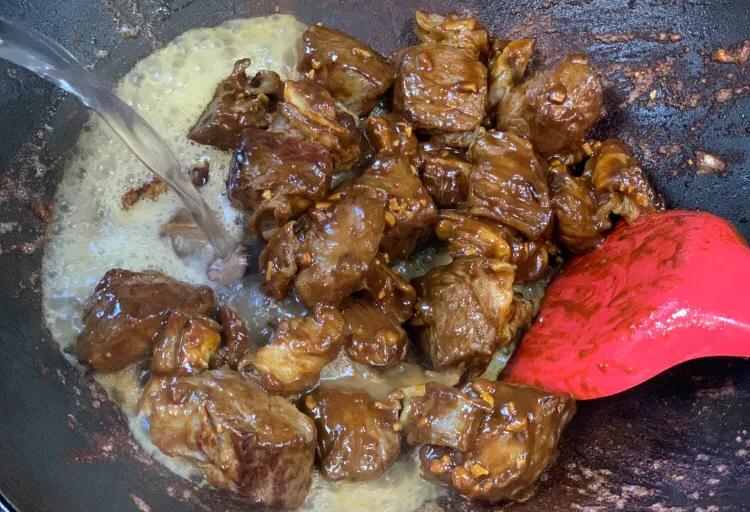 建议中老年别太节俭多吃这五种菜,老年人多吃五种高蛋白食物