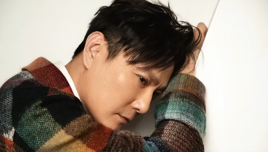 36岁看张信哲,40多岁看张信哲演唱会